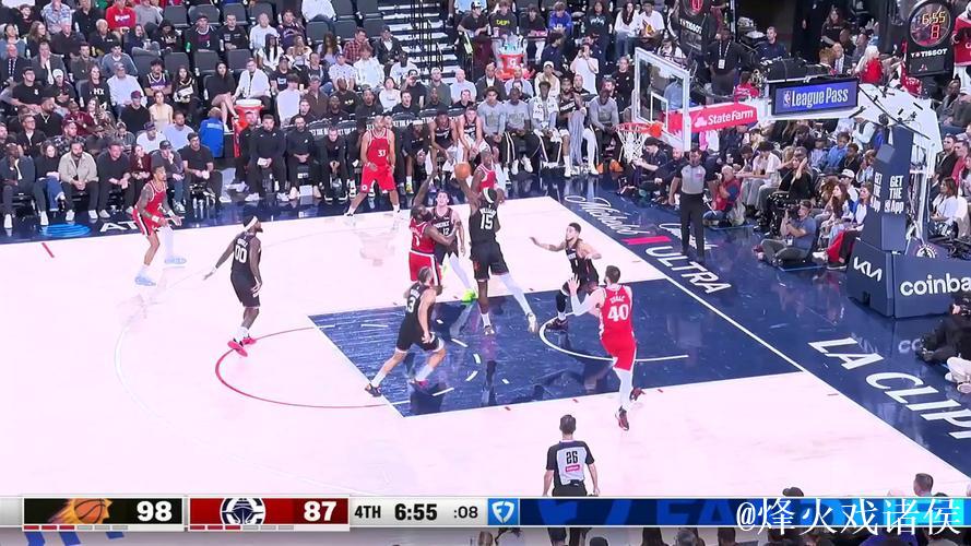 船记观点:这支快船的三分球防守堪称联盟最差之一 船记观点:这支快船的三分球防守堪称联盟最差之一